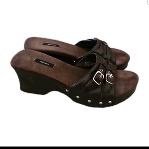 Xhilaration Womens Brown Vintage Y2K 90s Chunky Buckle Trendy Retro Shoe 8.5